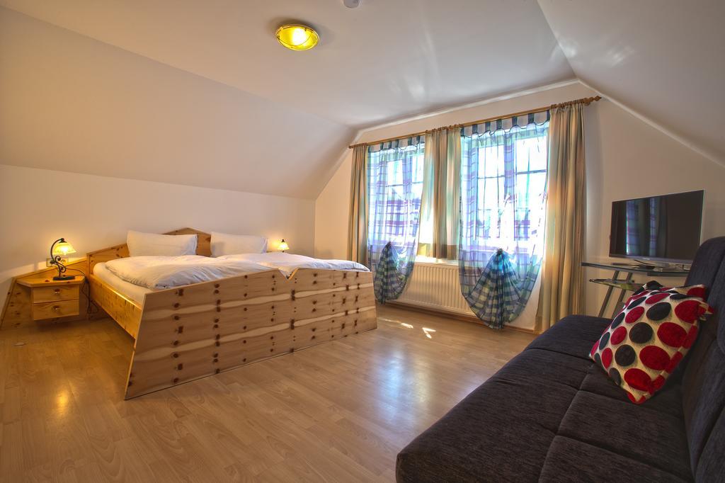 Haus Moser Wörschach Værelse billede