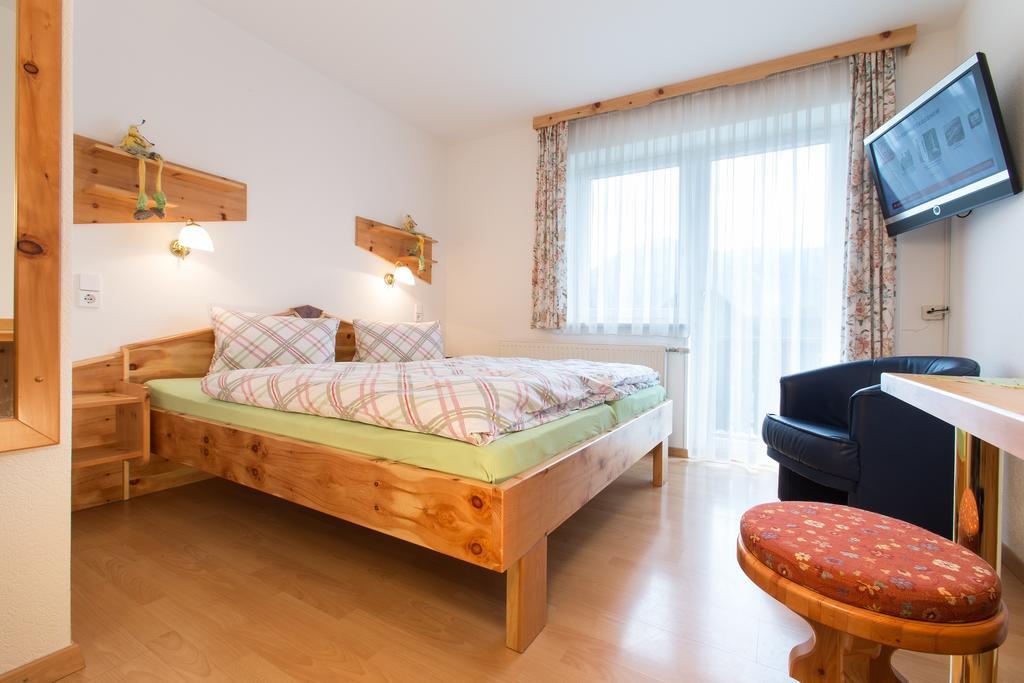Haus Moser Wörschach Værelse billede